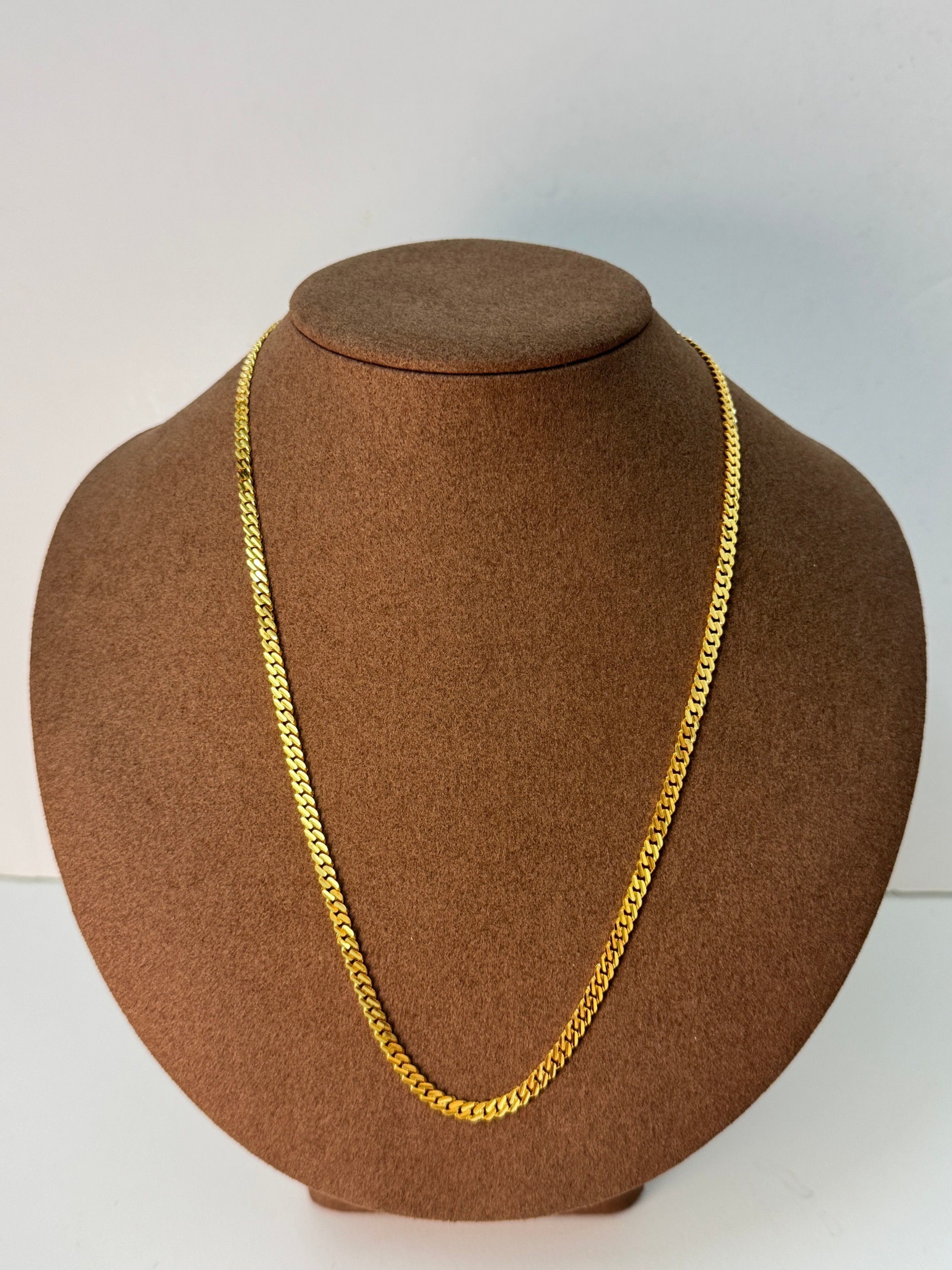 MACHINE MEDIUM NECKLACE