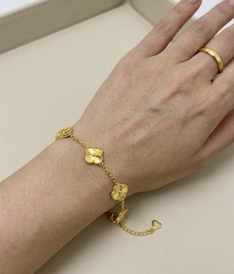 FLOWER 5 PETAL BRACELET