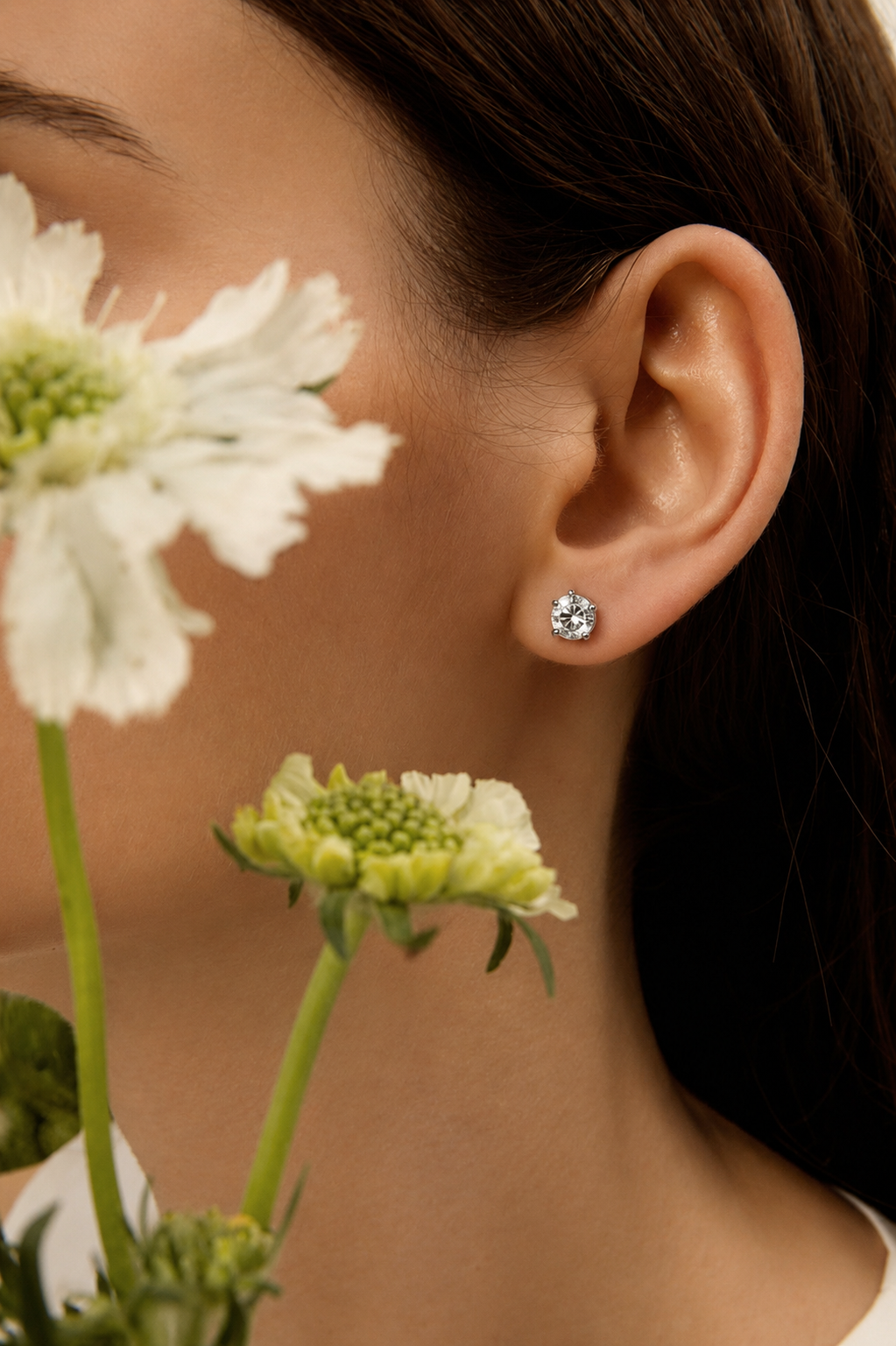 SINGLE PAHAT DIAMOND CHROME EARRING