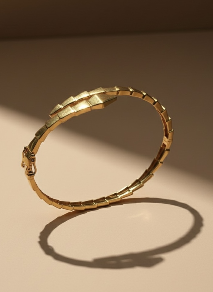 SNAKE BANGLE 