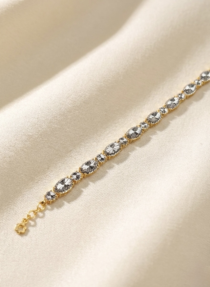 DIAMOND CUT BRACELET