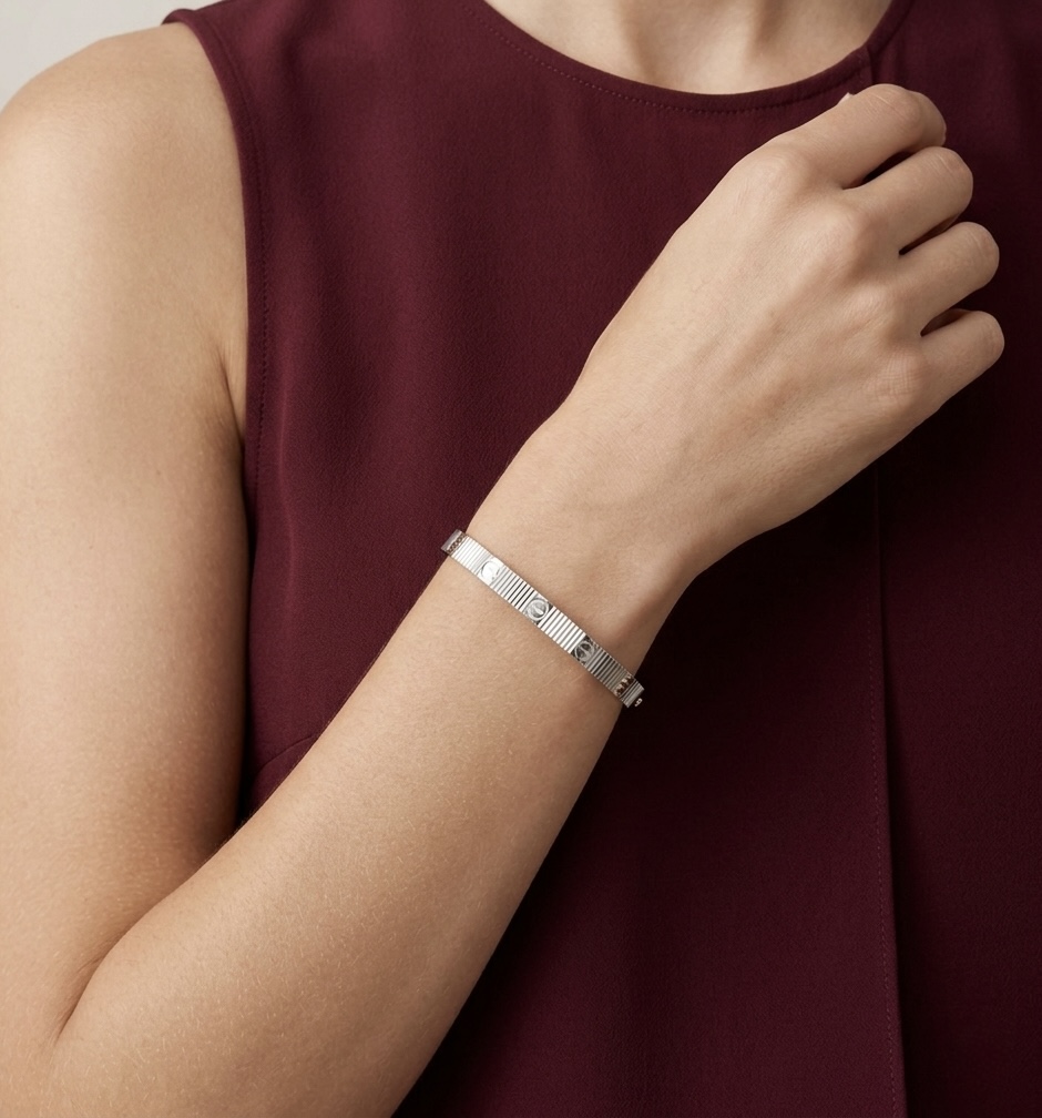 CTR SIGN WHITE GOLD BRACELET