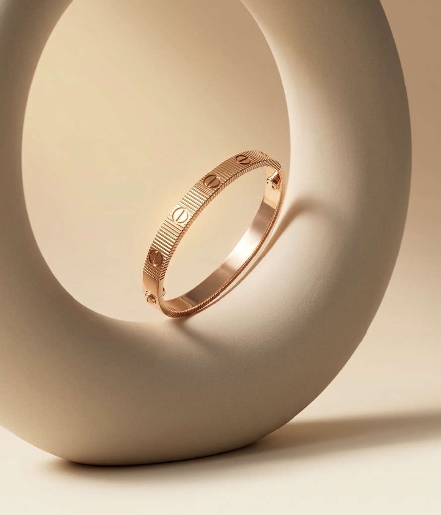 CTR SIGN ROSE GOLD BANGLE