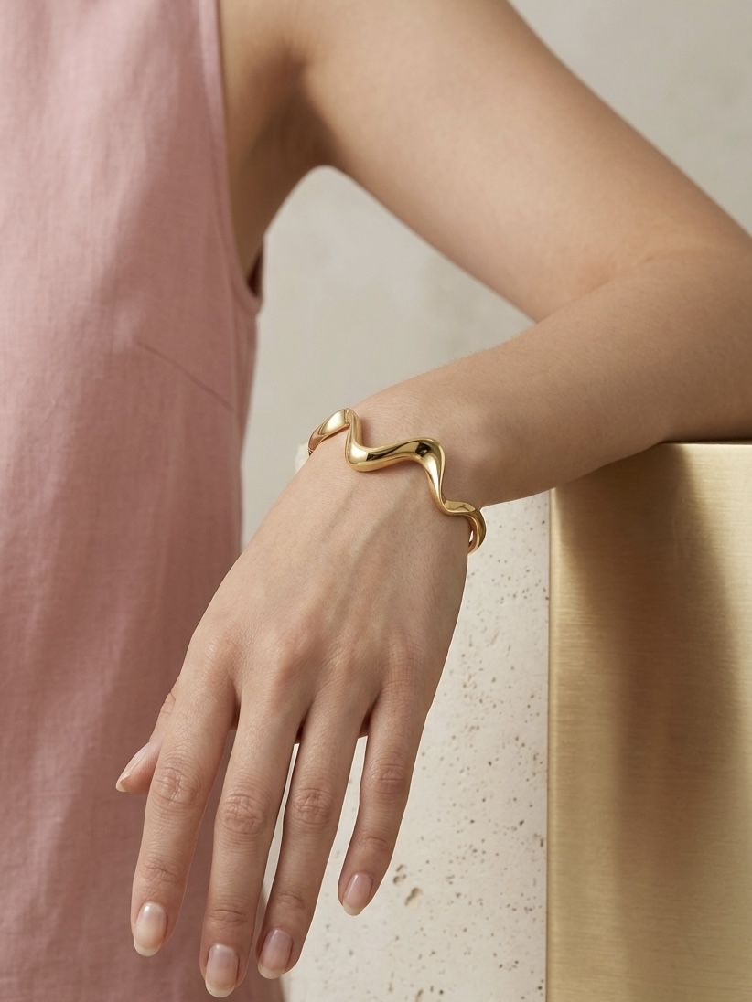 WAVE BANGLE