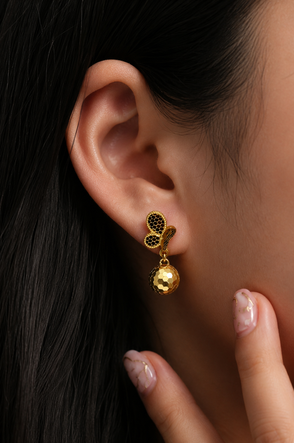 BUTTERFLY HONEY COMB EARRING